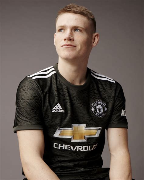 Manchester United unveil new away kit ahead of 2020/21 ...