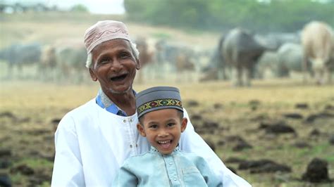 50 Indian Muslim Old Man Stock Videos And Royalty Free Footage Istock