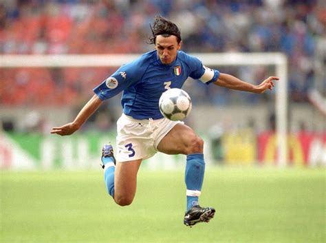 Paolo maldini was born on june 26, 1968 in milan, lombardy, italy. Paolo Maldini, le scarpe da calcio della sua carriera