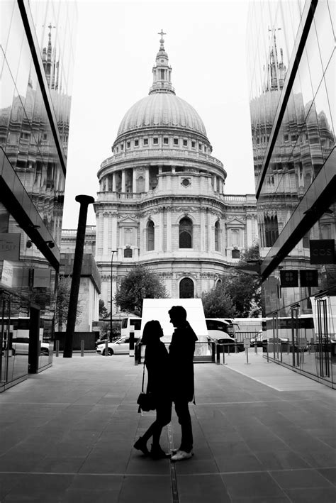 London Couple Session At St Pauls Cathedral Vacation Photographer London Couple St Pauls