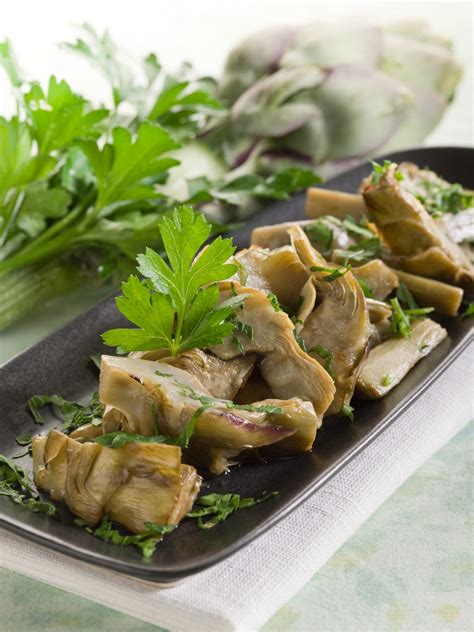 Ideale da servire in questo periodo è un contorno perfetto per il pranzo della domenica. Carciofi in padella - l'idea per preparare e cucinare la ...