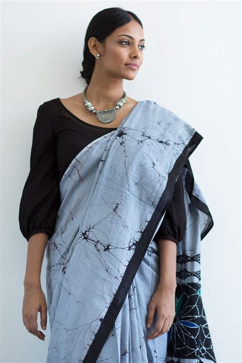 Latest Saree Designs In Sri Lanka Sarees Online Shopping In 2020 Saree Designs Bridal