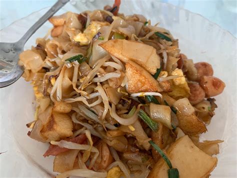 A popular version of char kway teow in malaysia is also known as fried kway teow, where it is not as drenched in sauce as. Simple fried char kuey teow for your family and kids ...
