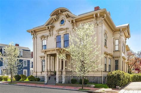 House Of The Week Salem Mansion Offers 6352 Square Feet Of Living