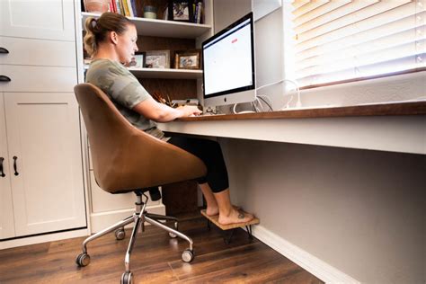 How To Build An Office Foot Rest Addicted 2 Diy
