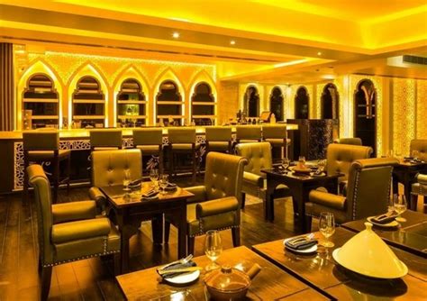 Restaurant Interior Design Ideas India Tips Inspiration Designs Images