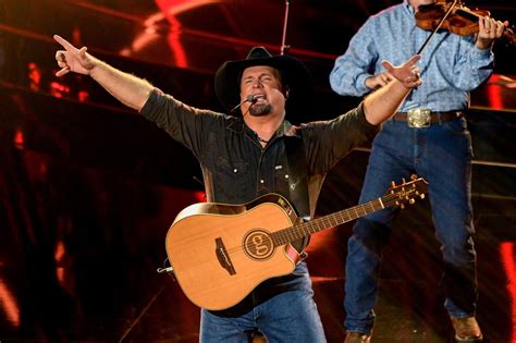 Garth Brooks Upcoming 2023 Las Vegas Residency ‘garth Brooksplus One