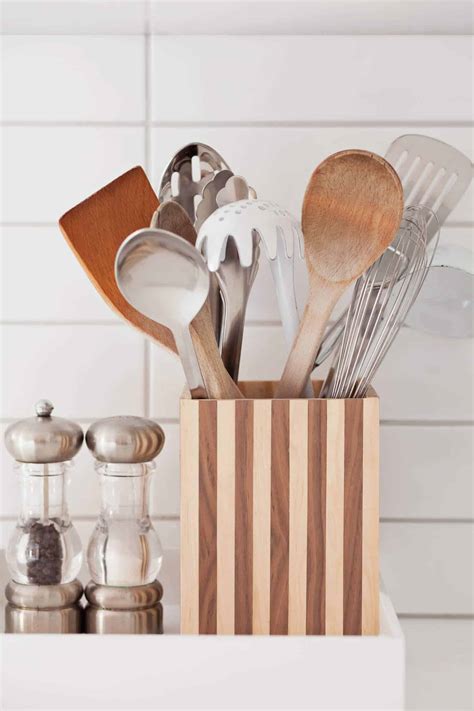 How to Make a Wood Striped Utensil Holder - A Beautiful Mess