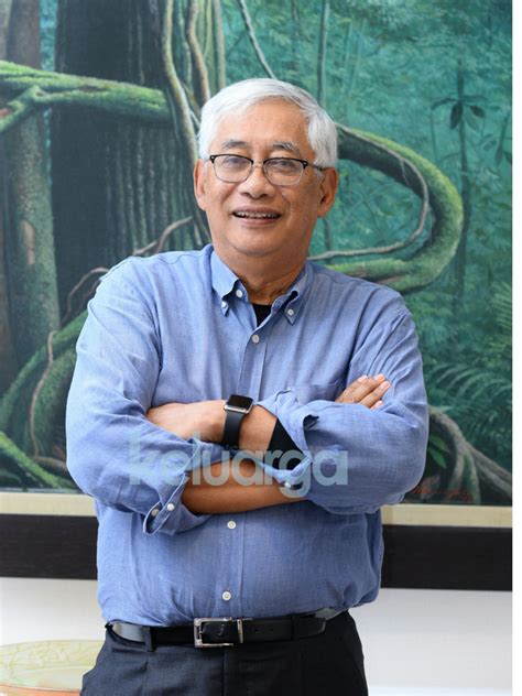 Maybe you would like to learn more about one of these? Ikon Dunia Pembedahan Jantung, Tan Sri Dr Yahya Mahu ...