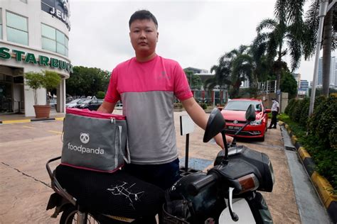 Pandamart you can pay online while ordering at pandamart and foodpanda mall by using a credit or debit card or paypal. From 6-Figure Income To Foodpanda Rider, Malaysian On How ...