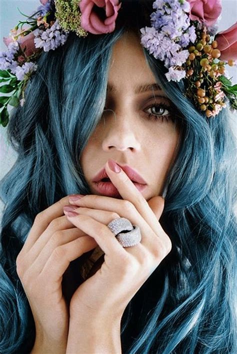 Fishtail braid looks cute and chic if done rightly. TOP 30 HIPPIE HAIRSTYLES TO GIVE A FUNKY LOOK TO UR HAIRS ...