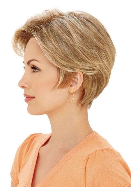 20 Short Haircuts For Women With Fine Hair