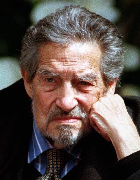 For his body of work, he was awarded the 1977 jerusalem prize, the 1981 miguel de cervantes prize, the 1982 neustadt international prize for literature, and the 1990 nobel prize in literature Cuento de Octavio Paz: Mi vida con la ola