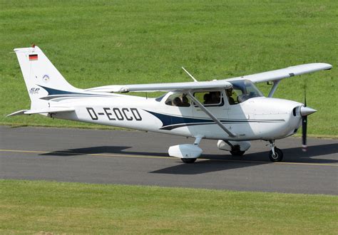Der internationale marktplatz für gebrauchte flugzeuge und helikopter. Sportflugzeuge Cessna, 172 (Skyhawk) Fotos (5) - Flugzeug ...