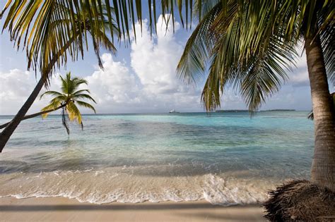 Hidden Gems: Naples & The Amalfi Coast