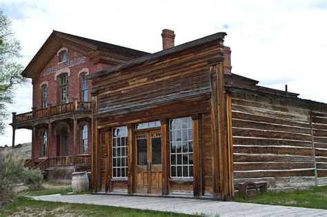 This Haunting Road Trip Through Montana Ghost Towns Is One You Won't