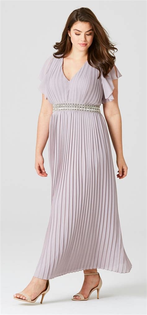 45 Plus Size Wedding Guest Dresses With Sleeves Alexa Webb