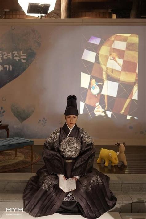 This time, the actor plays an emperor who is. Lee Min Ho ♥ 이민호 ♥ ィミンホ ♥ 李敏鎬 [WATCH NOW ON NETFLIX FRI ...