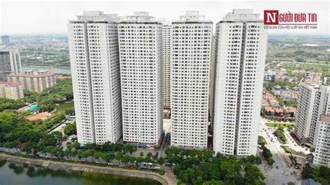 (41 tuổi, bảo vệ tòa nhà). Cận cảnh 12 tòa chung cư HH Linh Đàm với 30.000 dân