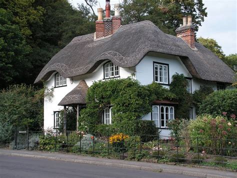 English Country Cottages Gardens Here Little Cottage