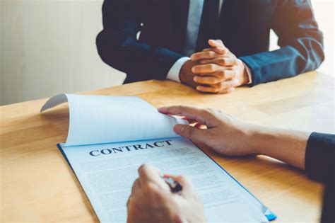 Signing Contract Stock Photo 04 Free Download