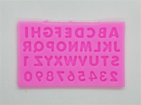Molde de silicón letras mini mayúsculas y números nc Artisabor Arte y Sabor