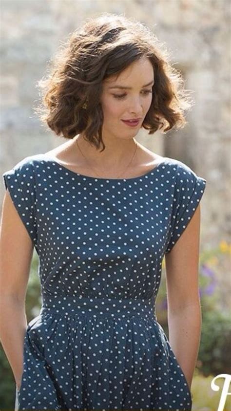 charlotte le bon hairstyle when i cut my hair it will be a long bob like this curly hair