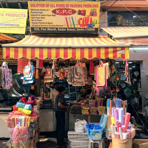 Shop Affordable Crockery & Gifts At Sadar Bazar | LBB, Delhi