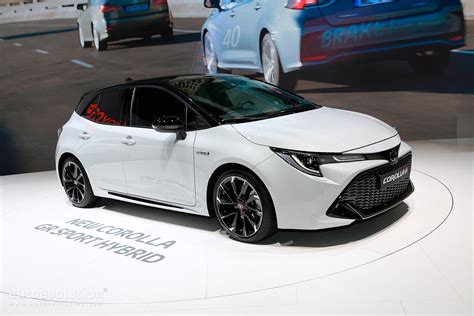 It kept the vehicle from feeling plain, or basic while i was driving it. 2019 Toyota Corolla Doesn't Do Well in First UK Reviews ...