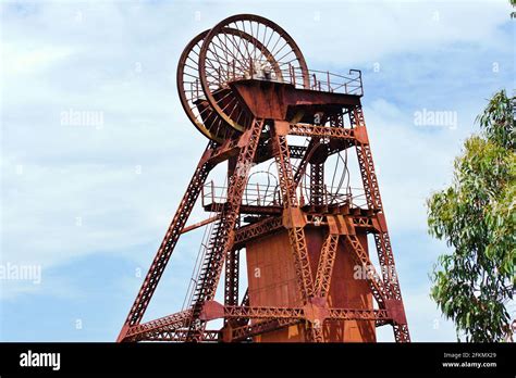Mine Shaft Elevator Hi Res Stock Photography And Images Alamy