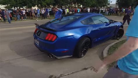 Houston cars and coffee | november 2nd, 2019 ( best of muscle car burnouts and powerslides 2019!!! Man crashes his Mustang GT350 during Coffee and Cars in ...