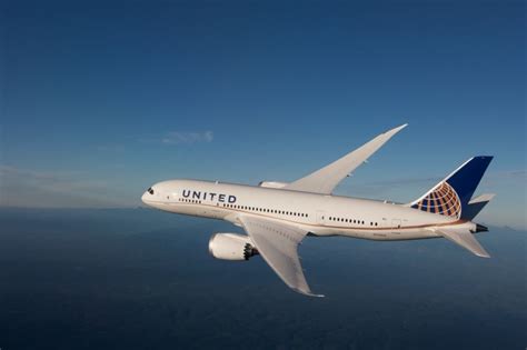 חוות דעת וביקורת על טיסות יונייטד איירליינס United Airlines טיסות