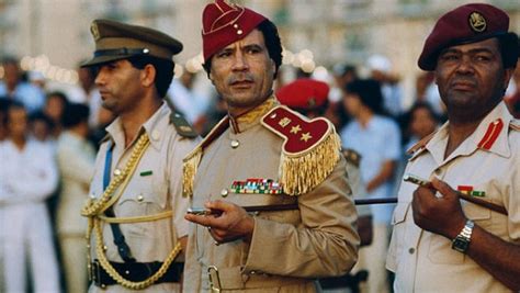 Roupas De Kadafi Ditador Da Líbia Inspiram Fantasias Para O Carnaval