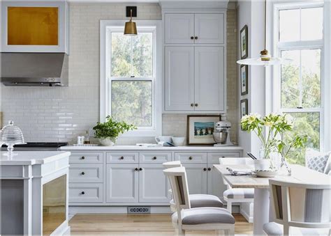 According to colin wong, artistic director at improvement direct: 12 Reasonably priced Slim Rectangular Kitchen Design Ideas ...