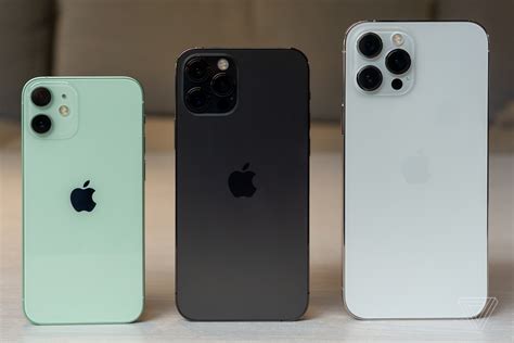 Iphone 12 Mini и Iphone 12 Pro Max сравнили с другими смартфонами Apple