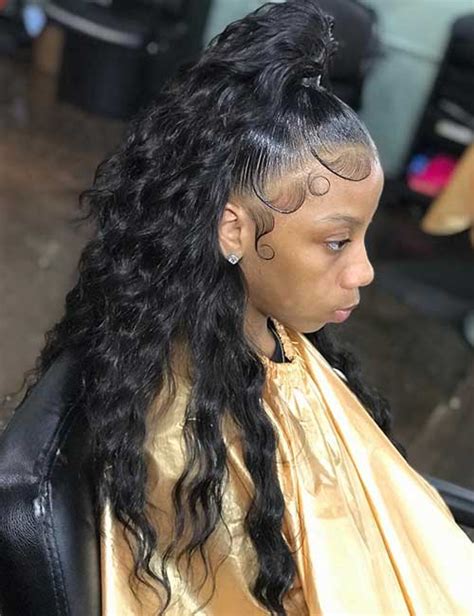 Flattering & gorgeous, these half up half down prom hairstyles will make you the belle of the ball! 20 Good Half Up-Half Down Hairstyles - Blushery