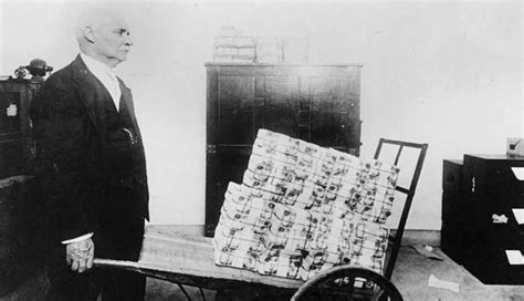 Die inflationsrate in deutschland wird im mai 2021 (im vergleich zum vorjahresmonat) voraussichtlich 2.7 % betragen. German Fear of Inflation is Causing Collapse of Europe ...