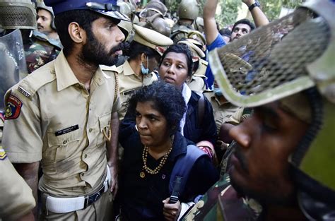 2 Indian Women Enter Sabarimala Temple Setting Off Protests Near Hindu