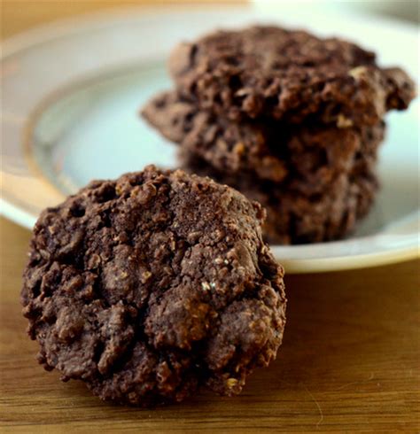 Butter, melted 2 eggs, beaten 1 tbsp. Low Fat Double Chocolate Oatmeal Cookies - Baking Bites