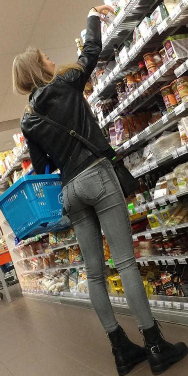 Shoppingbabes5 Babe Shopping In Skinny Jeans Tumblr Pics