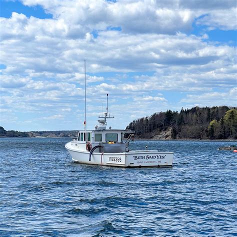 The Lulu Lobster Boat Tour, A Maine Adventure - Feastio