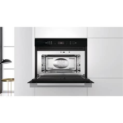 This revolutionary system ensures that microwave energy distribution is completely even, so food is always cooked evenly and thoroughly. Whirlpool built in microwave oven: in Stainless Steel - W7 ...
