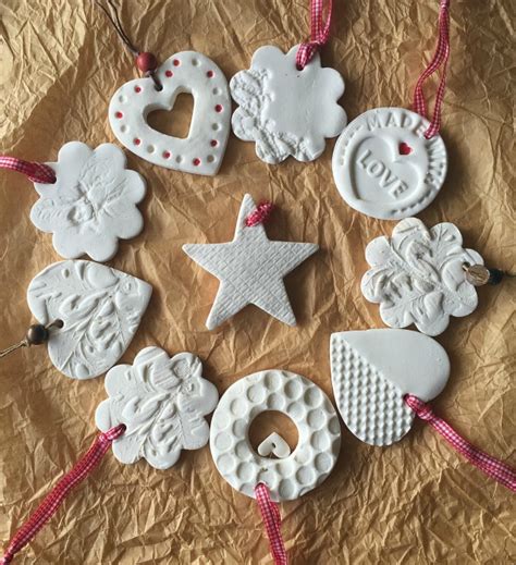 Todo esto y más aprenderás a. Tutorial: decoraciones navideñas con pasta de modelar ...