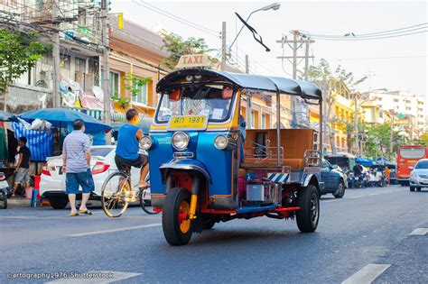 Aiming to show our customers the real bangkok by night. Tuk-tuks in Bangkok - 5 Tips to Ride a Tuk Tuk in Bangkok