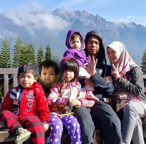 Misalnya saja saat ada orang yang kesurupan, doa tadi dapat dibacakan sebagai doa yang bertujuan untuk mengusir jin yang ada di dalam tubuh orang tadi. Permata Hati Ku: DOA NABI SULAIMAN USIR JIN YANG TINGGAL ...
