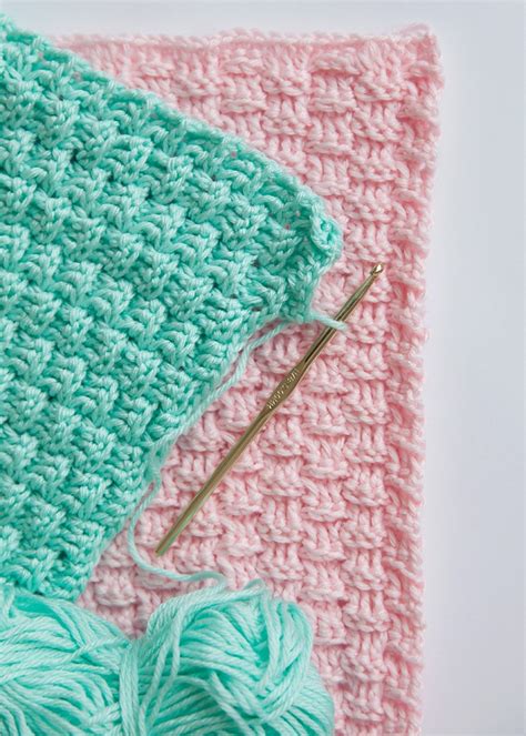 No arm holes, necks or sizing to worry about. Leelee Knits » Blog Archive Free Pillow Cover Crochet ...