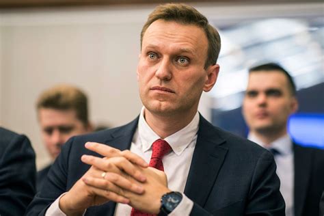 Kremlin critic alexei navalny is set to spend two years and eight months in a penal colony for violating the terms of his probation linked to a 2014 ruling. Nawalny nie może kandydować na prezydenta Rosji