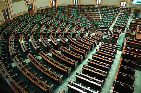 Sep 22, 2012 · the union was formally dissolved by the sejm (parliament) on october 8, 1982, but it nevertheless continued as an underground organization. Sejm przyjął informację rządu ws zwolnień grupowych - WP ...