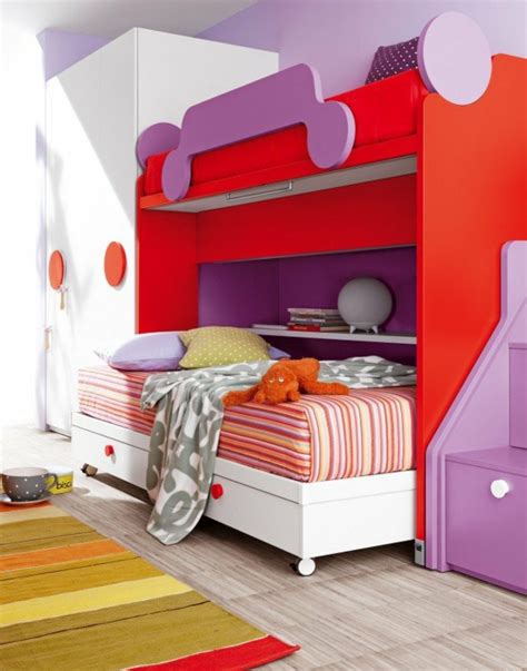 Neuer platz im kinderzimmer durch ein hochbett. Hochbett im Kinderzimmer - 100 coole Etagenbetten für Kinder