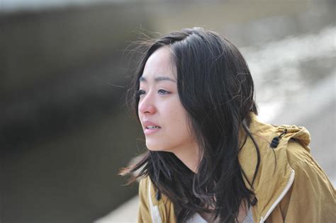 “笑わない”井上真央主演「八日目の蝉」は4月29日公開に 映画ニュース 映画